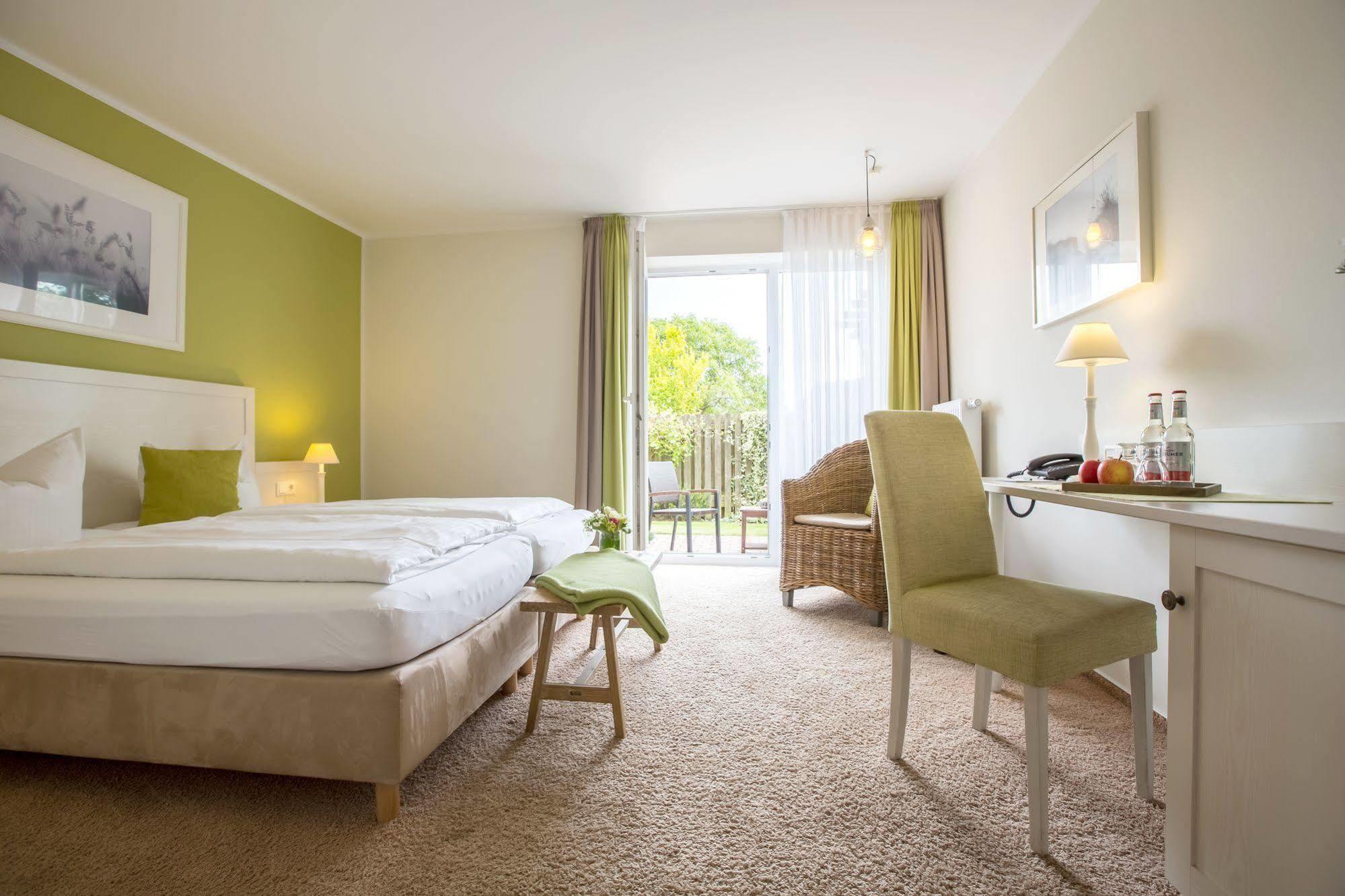 Paulsen'S Landhotel Und Restaurant Bohmstedt Kültér fotó