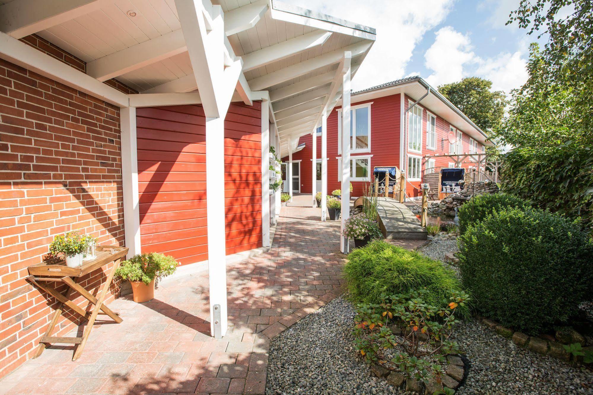 Paulsen'S Landhotel Und Restaurant Bohmstedt Kültér fotó